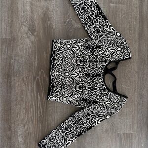 Xhilaration Black and White Patterned Sweater